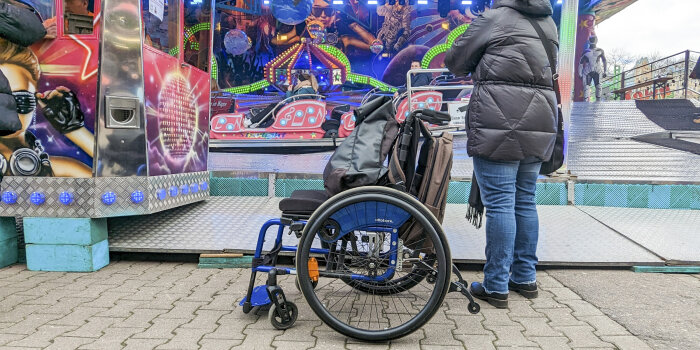Für Menschen mit Handicap reichen die üblichen „Zustiegszeiten“ für Fahrgeschäfte oft nicht aus. Umso wichtiger ist, dass es Angebote gibt, die sich nach ihren Bedarfen richten. Foto: © Stadtverwaltung Erfurt
